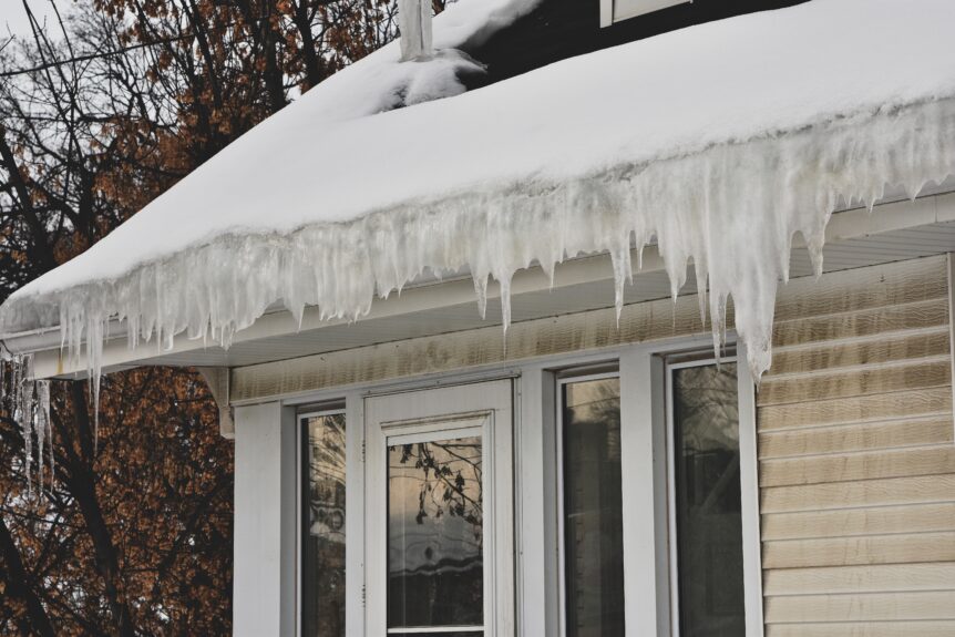 ice dam on house